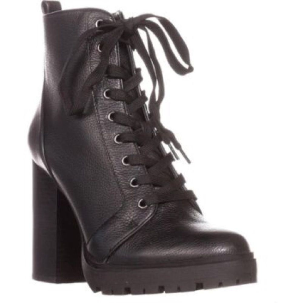 Steve Madden high heeled boot